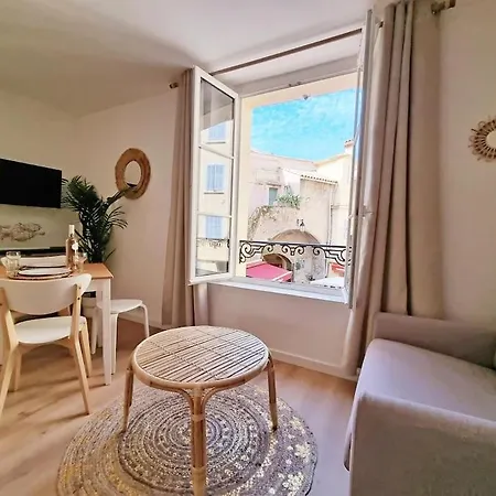 Cosy - Climatise - 2 Pas Du Port - Place Aux Herbes Apartment Saint-Tropez