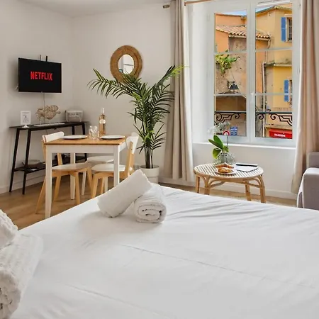 شقة Cosy - Climatise - 2 Pas Du Port - Place Aux Herbes